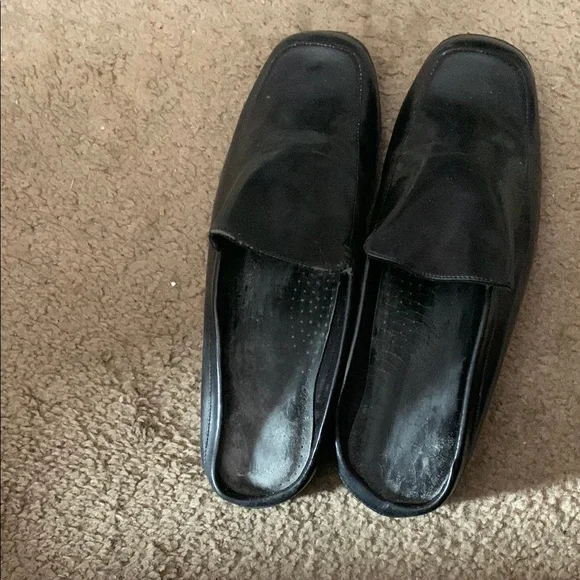 Black Loafers - Picture 1 of 2